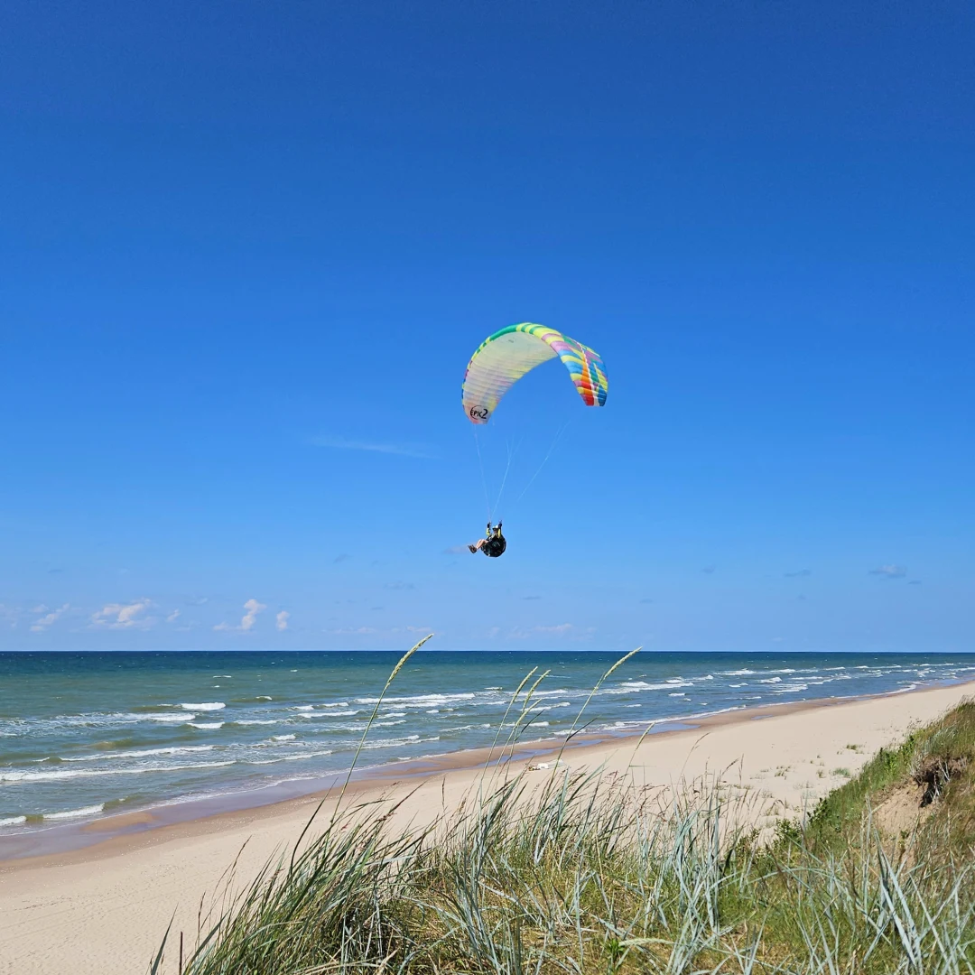 Sintija paragliding